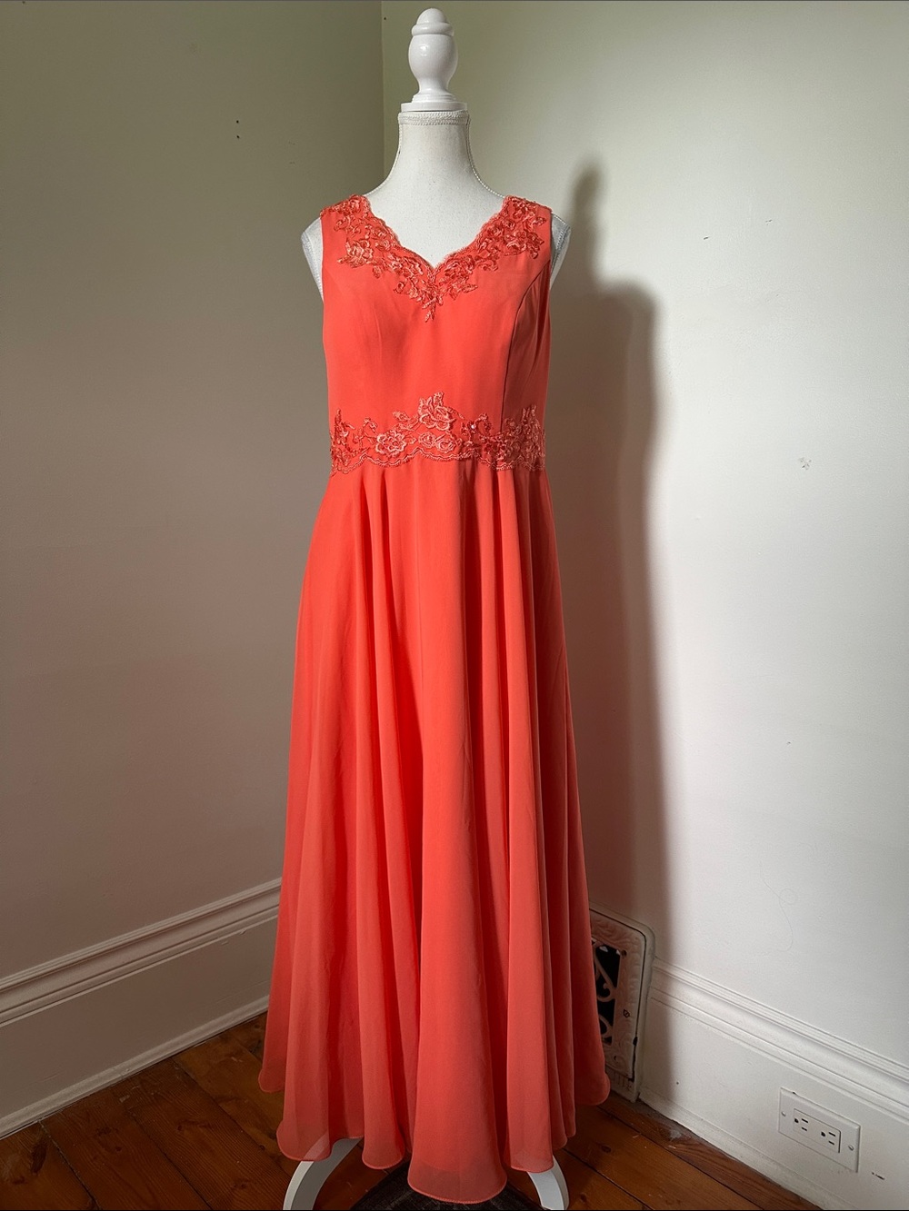 NWT JJ’S HOUSE Papaya Embroidered Wedding Bridesmaid Formal Gown *DESCRIPTION*